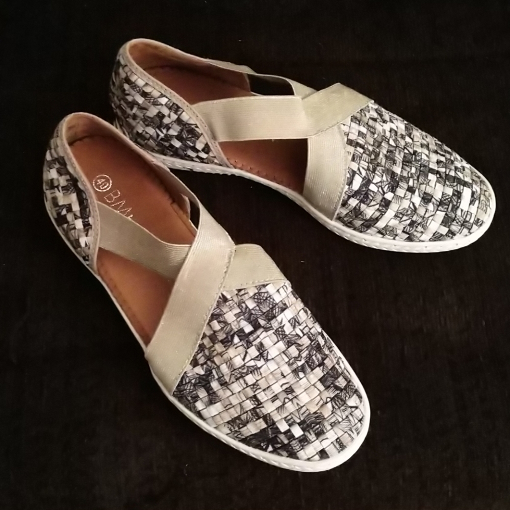 BM bernie mev multi-color woven criss cross flats